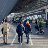 Jongeren op straat.jpg